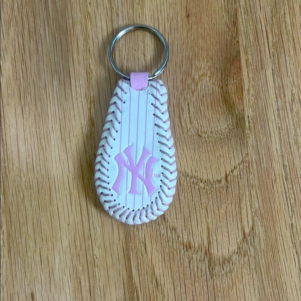 New York Yankees Keychain